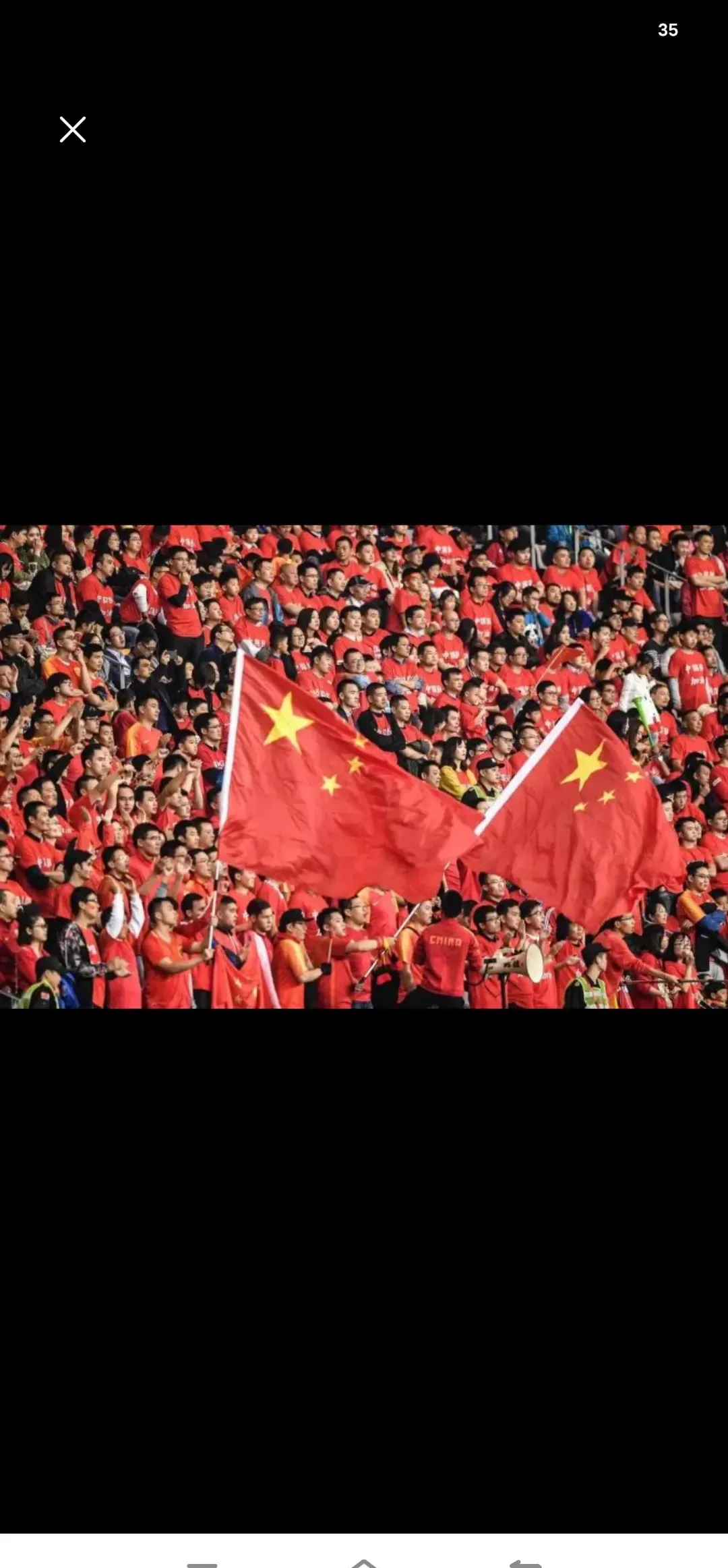 包含国内足球热情高涨，国际比赛挑战接踵而至的词条
